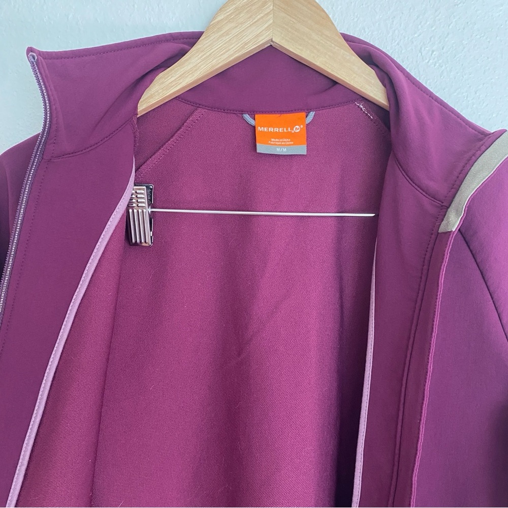 Merrell Women's Purple Fuchsia Soft Shell Jacket - Picture 3 of 3
